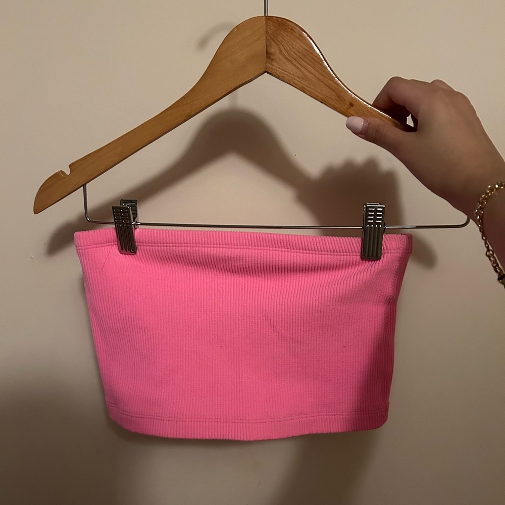 Tight-knit, thick pink tube top